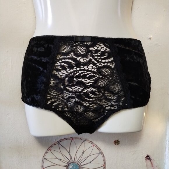 Ella Lust (2XL) Black Velvet, Floral Lace, and Sheer Lingerie Set - NWOT - Picture 4 of 10